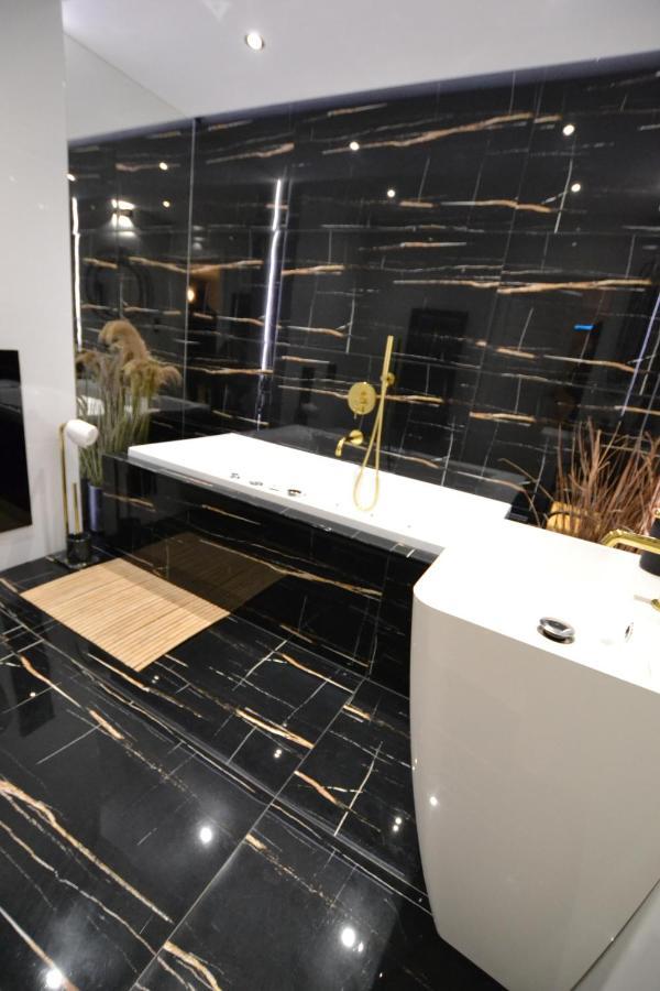 זלאוטורייה Apartament Gold מראה חיצוני תמונה