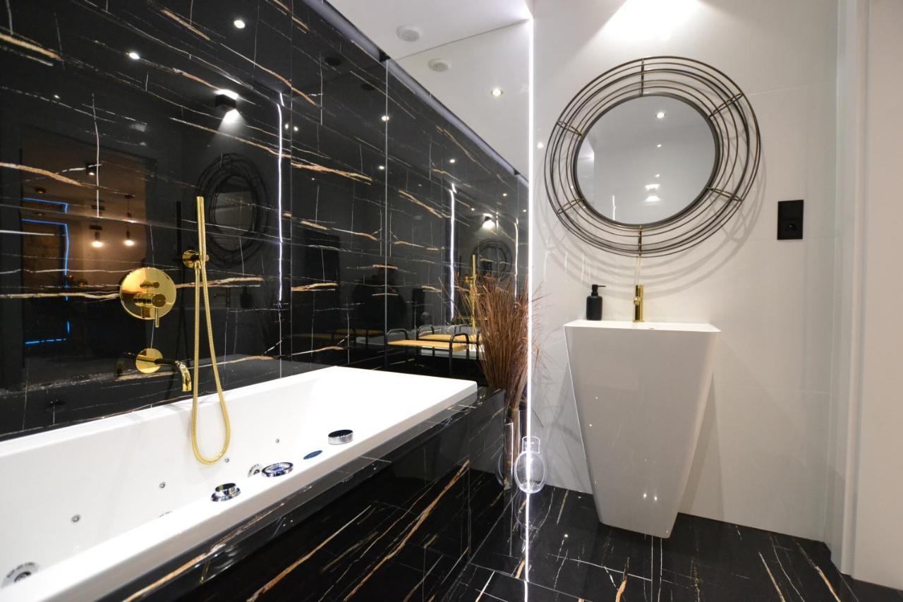 זלאוטורייה Apartament Gold מראה חיצוני תמונה